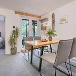 בית נופש The Waterfall Retreat *
