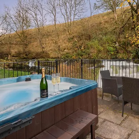 The Waterfall Retreat Semesterbostad Penrith